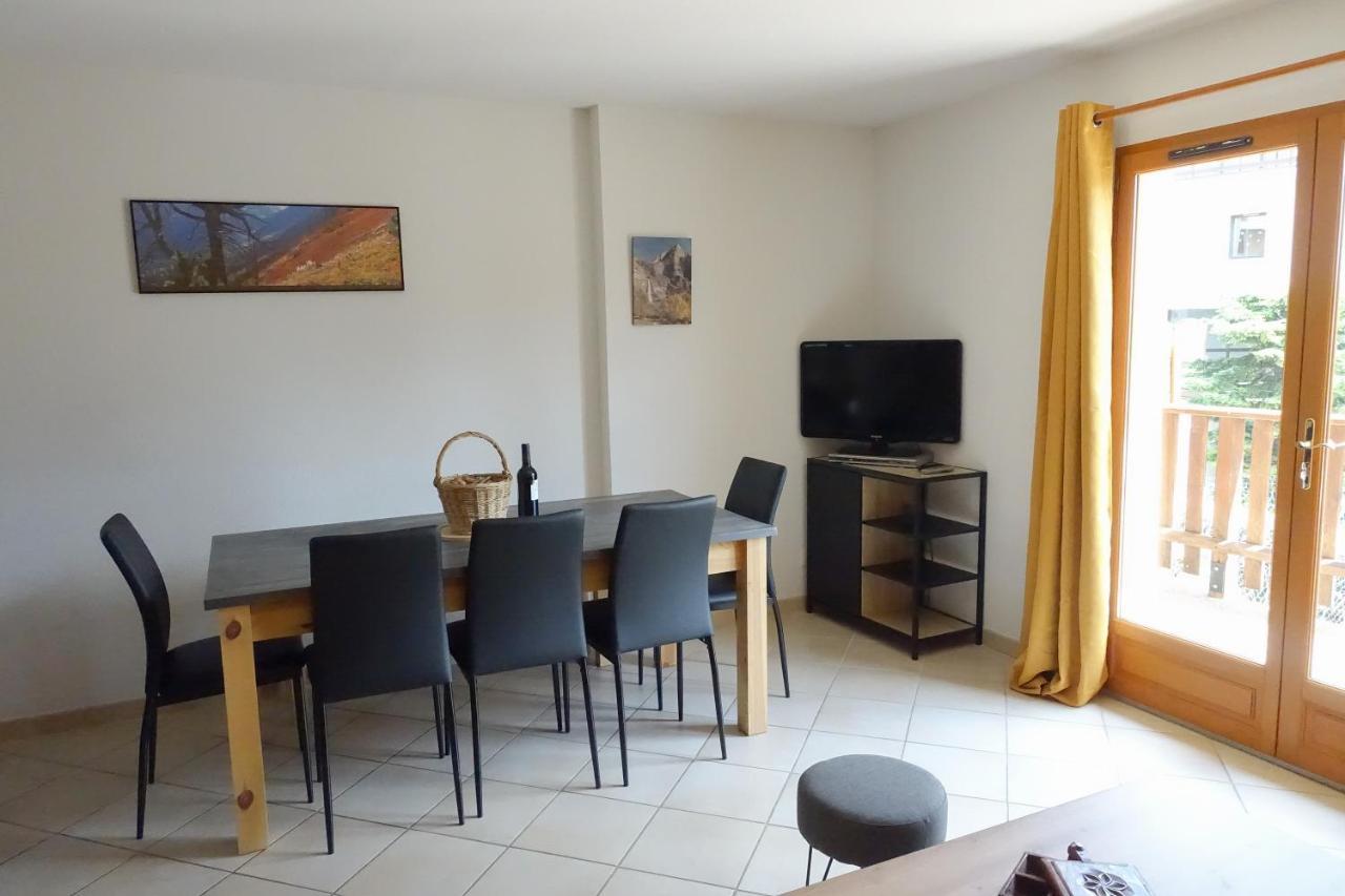 T3 Au Plan D'Eau D'Embrun Avec Garage Et Terrasse Apartment Exterior photo